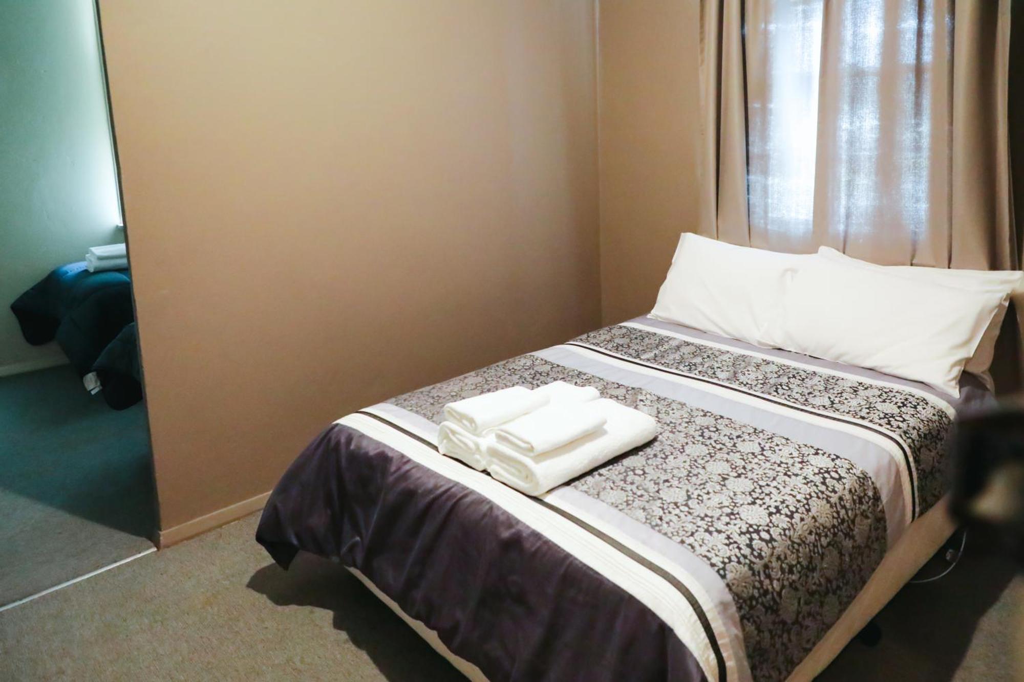 Royal Hotel 2*